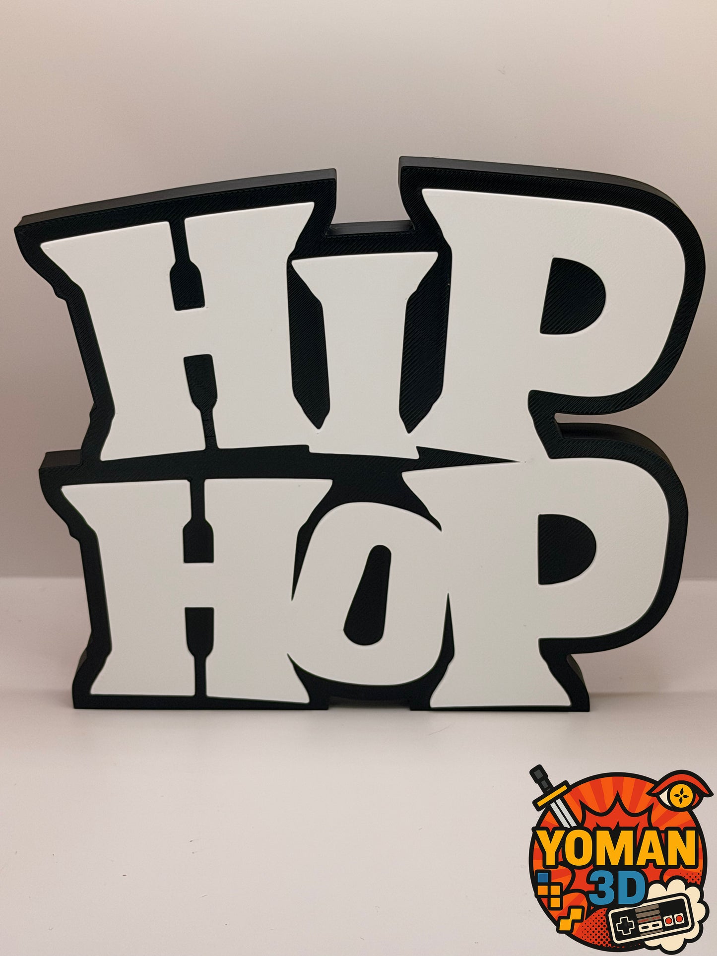 15 cm – Hip Hop – Logo décoratif culture urbaine noir et blanc