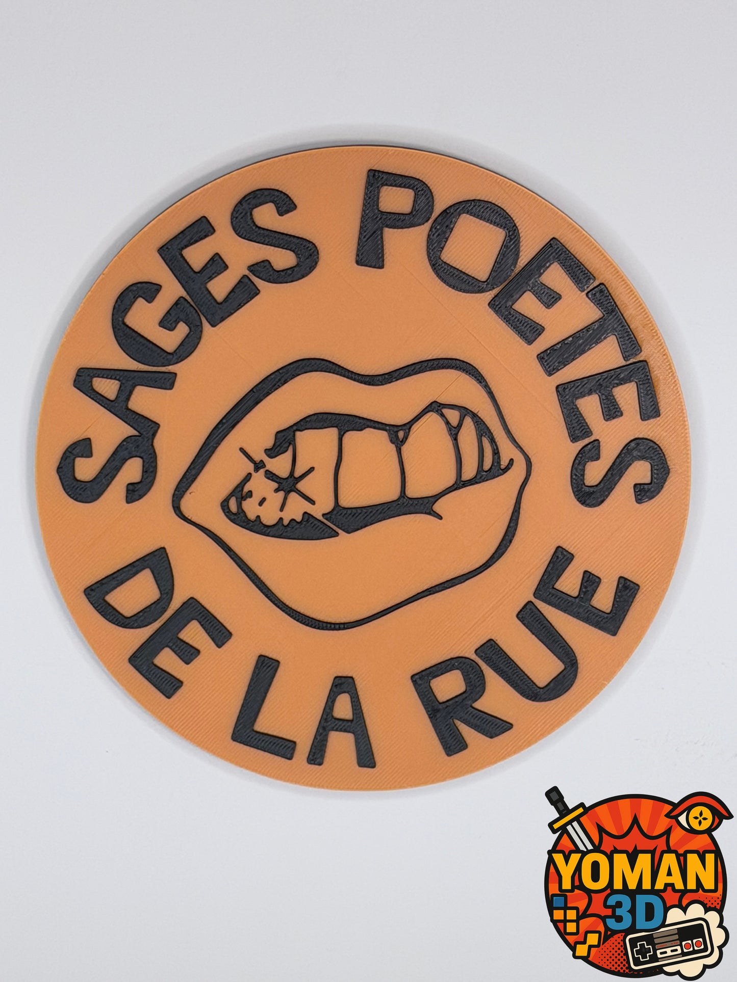 Les Sages Poètes de la Rue – Logo rap français 90’s – 15 cm à poser ou mural