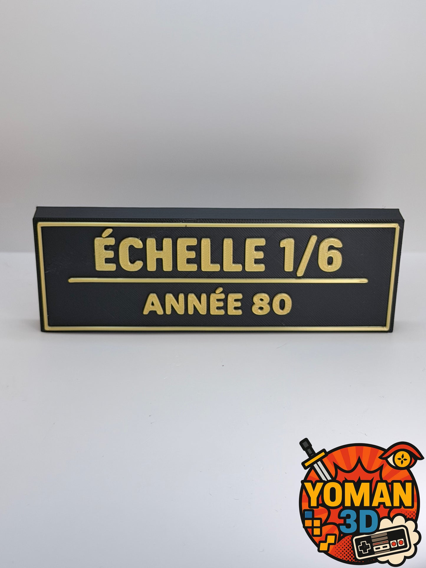 Échelle 1/6 – Année 80 – Logo décoratif – 15 cm – Collectionneur